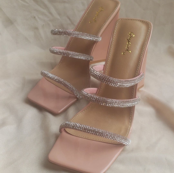 🚨LAST ONE// Blush strappy block heel - Picture 6 of 9